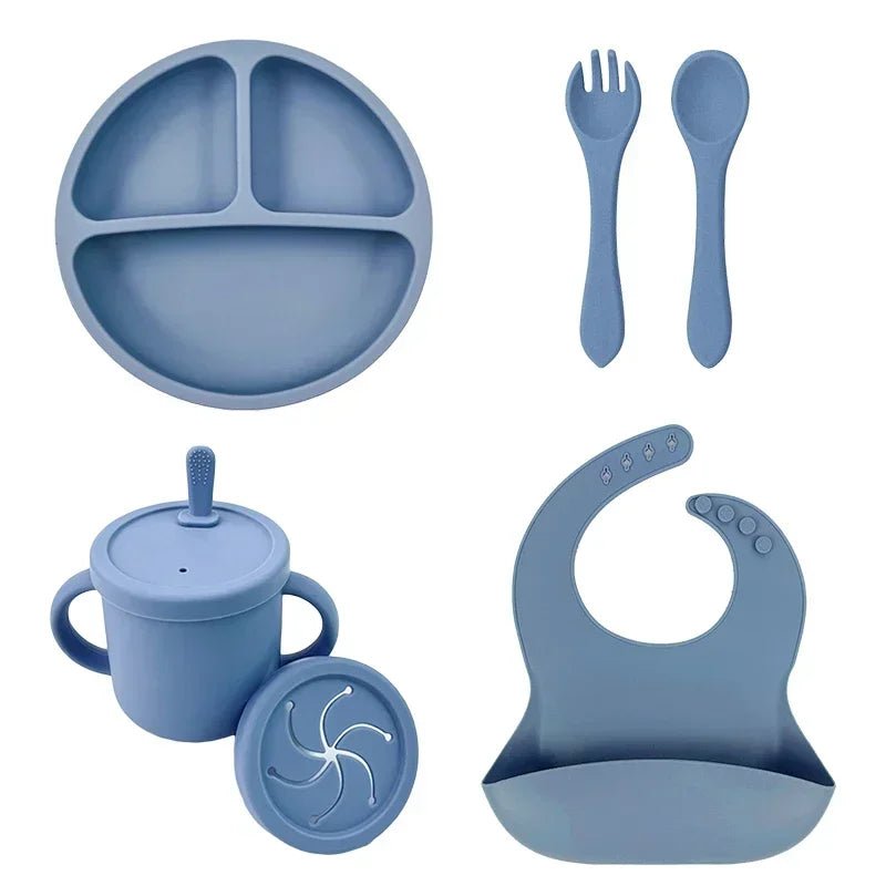 Ensemble Repas Bébé en Silicone Sans BPA – Assiette, Bol à Ventouse, Gobelet, Cuillère & Fourchette