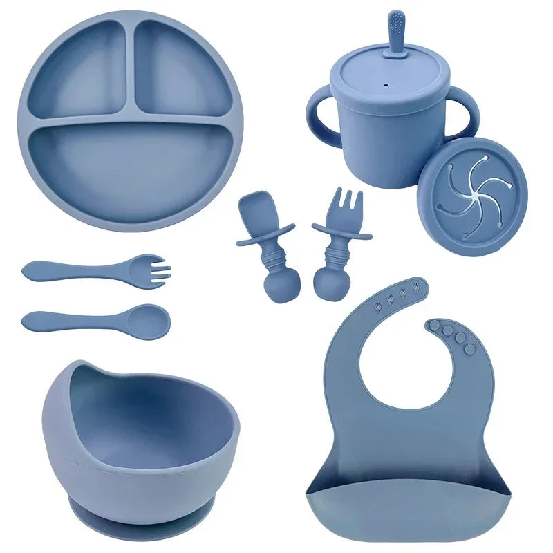 Ensemble Repas Bébé en Silicone Sans BPA – Assiette, Bol à Ventouse, Gobelet, Cuillère & Fourchette