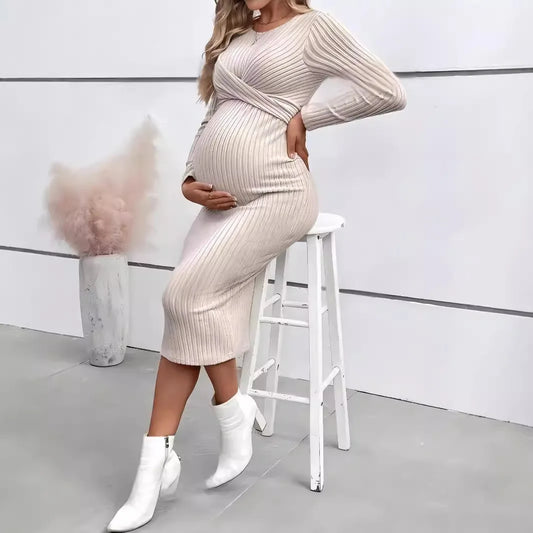 Robe de maternité automne hiver : Élégance, confort et style pour les futures mamans