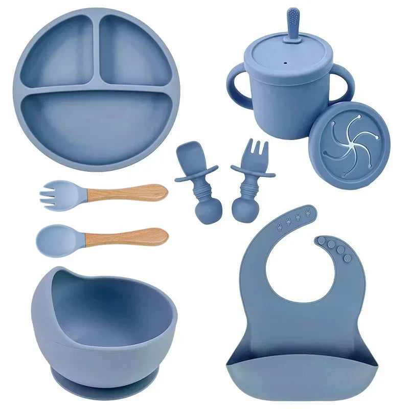 Ensemble Repas Bébé en Silicone Sans BPA – Assiette, Bol à Ventouse, Gobelet, Cuillère & Fourchette