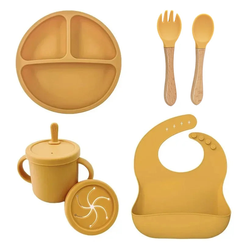 Ensemble Repas Bébé en Silicone Sans BPA – Assiette, Bol à Ventouse, Gobelet, Cuillère & Fourchette