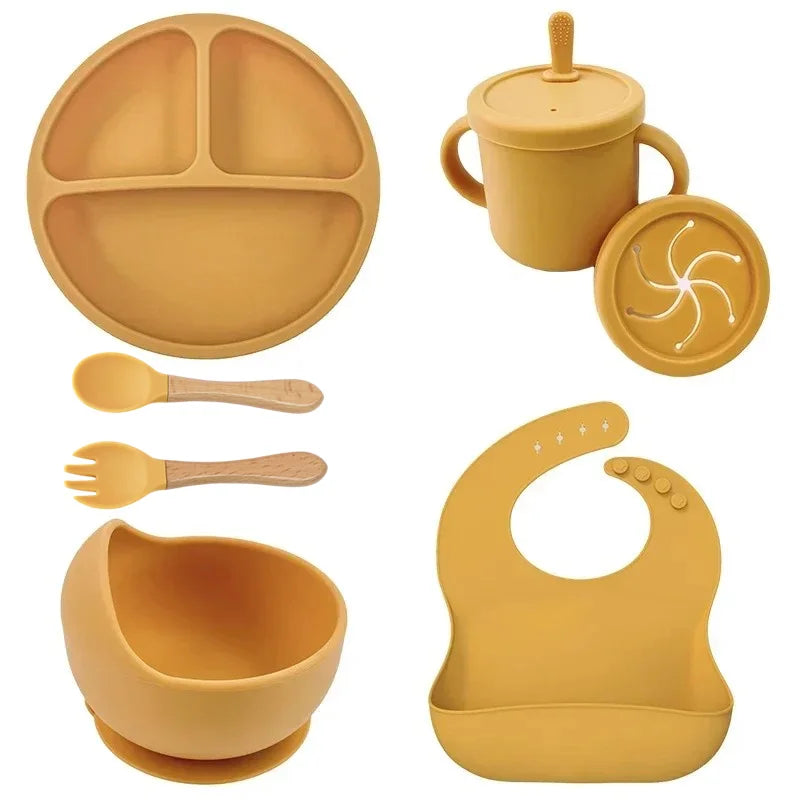 Ensemble Repas Bébé en Silicone Sans BPA – Assiette, Bol à Ventouse, Gobelet, Cuillère & Fourchette